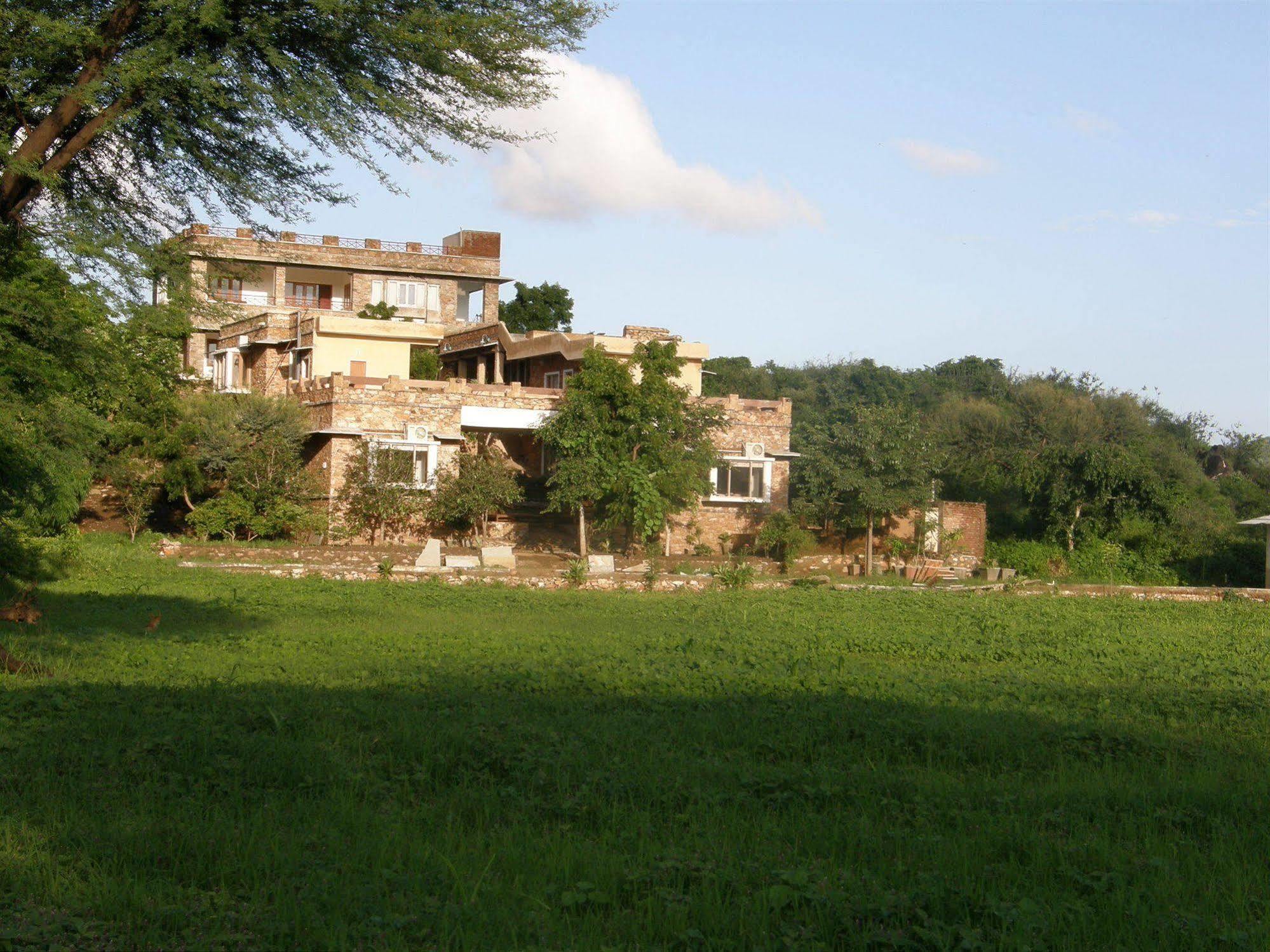 Devra Udaipur Otel Dış mekan fotoğraf